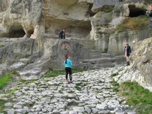 Пещерный город Чуфут-Кале в Бахчисарае (Крым): как добраться, фото, описание