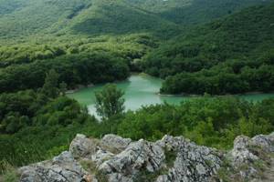 Горное озеро Кастель в Крыму: как добраться, фото, описание