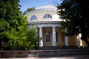 Театральная площадь в Евпатории, Крым: фото, на карте, что посмотреть