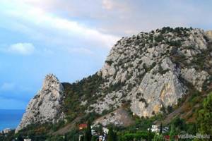 Гора Каратау в Крыму: фото памятника природы, маршрут, легенды