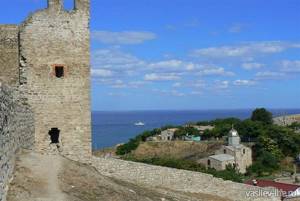 Генуэзская крепость Кафа в Феодосии: фото, адрес, как добраться, описание