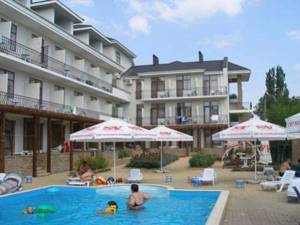 Лучшие отели Феодосии с собственным пляжем и бассейном: ТОП-5
