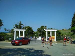 Парк имени Анны Ахматовой в Севастополе: как добраться, фото сквера, обзор