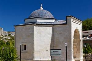 Мавзолей Эски-Дюрбе в Бахчисарае: фото, история, описание