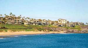 Отели Фороса с собственным пляжем у моря: лучшие гостиницы