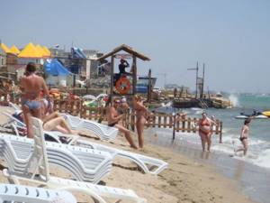 Пляж Оазис в Евпатории, Крым: фото, отзывы, на карте, описание