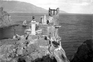 Замок Ласточкино гнездо в Крыму: где находится, фото внутри, как добраться, история, описание и легенды