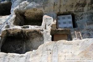 Пещерный монастырь Феодора Стратилата (Челтер-Коба) в Крыму: сайт, как добраться, описание
