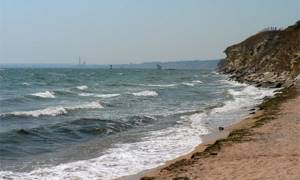 Молодежный пляж в Керчи: фото, как добраться, описание