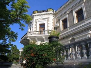 Кузнецовский дворец в Форосе (Крым): фото, как добраться, описание