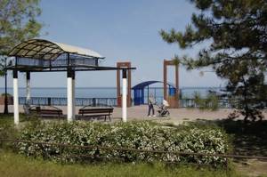 Черноморская набережная в Феодосии (Крым): фото, отдых, описание