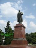 Памятник Портфелю Жванецкого в Ялте: фото, где находится, описание