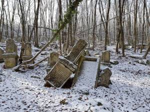 Караимское кладбище в Чуфут-Кале (Бахчисарай, Крым): фото, как добраться, описание