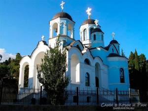 Достопримечательности Гурзуфа (Крым): фото и описание, развлечения, что посмотреть
