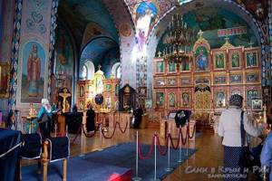 Храм Святого Луки (Свято-Троицкий собор) в Симферополе: фото, как добраться, описание