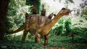 Выставка «Динозавры в Крыму» в 2017 г. в Никитском ботаническом саду Ялты