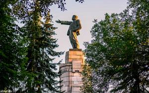 Памятник В.И. Ленину в Севастополе: фото, адрес, описание